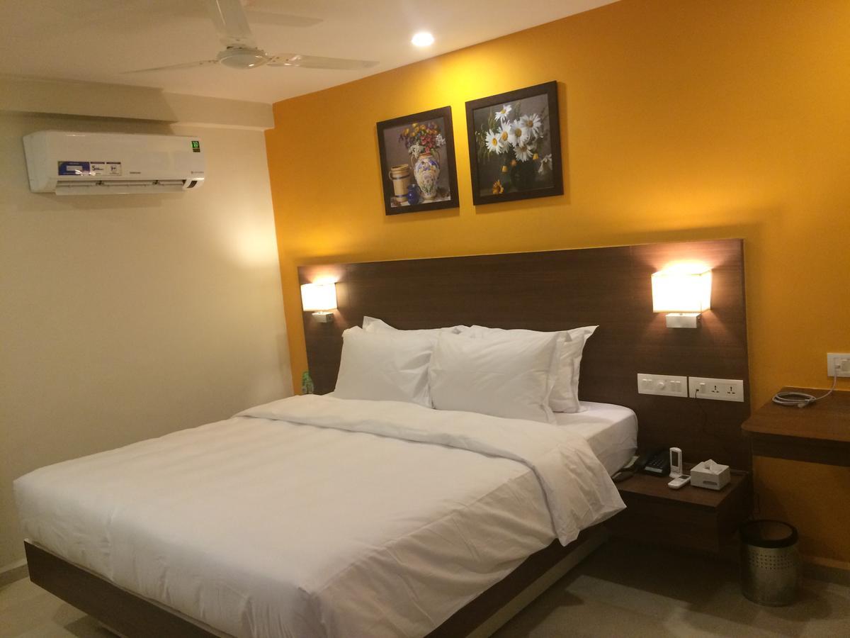 Best Western Alkapuri, Vadodara Exterior photo