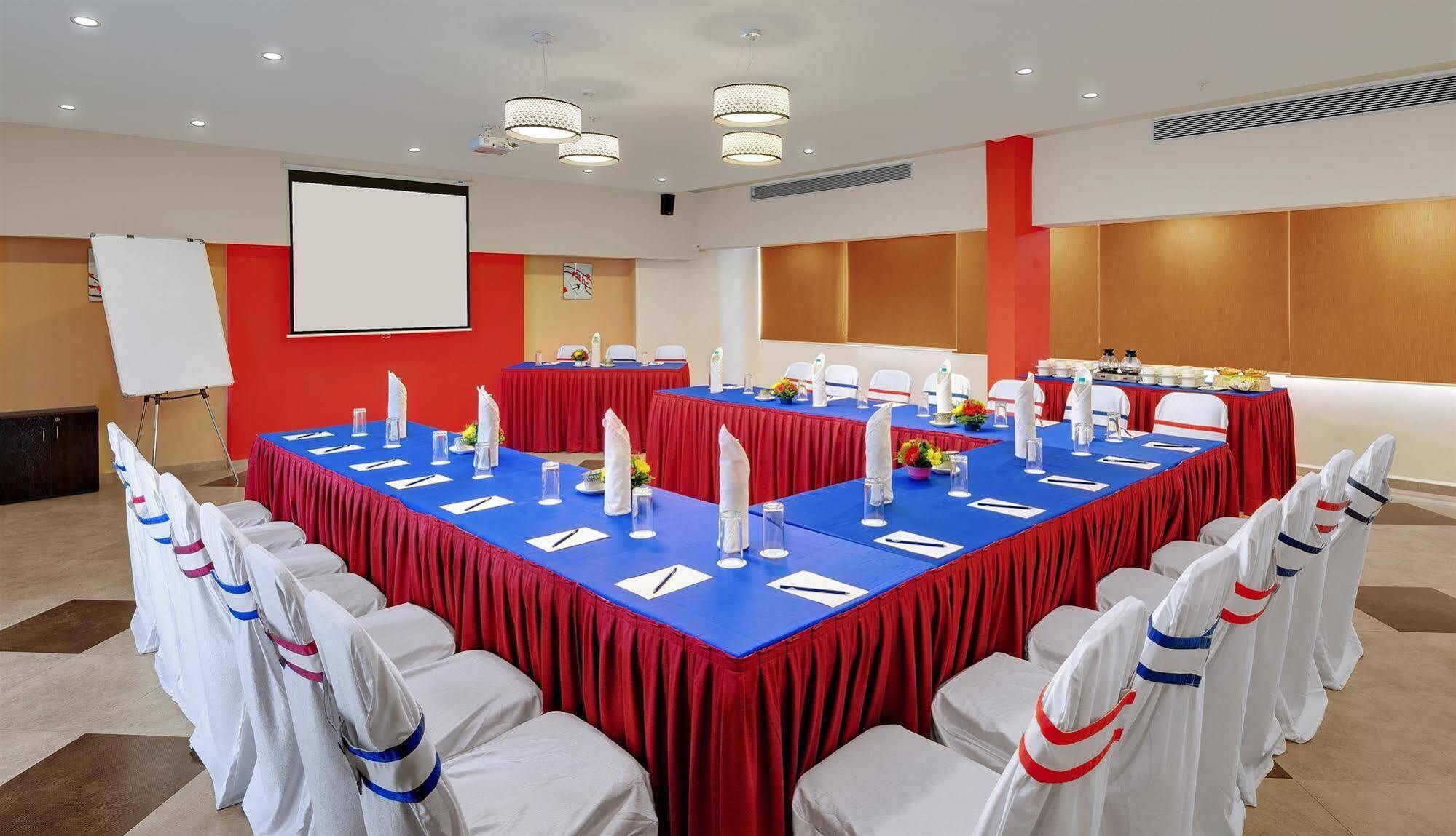 Best Western Alkapuri, Vadodara Exterior photo