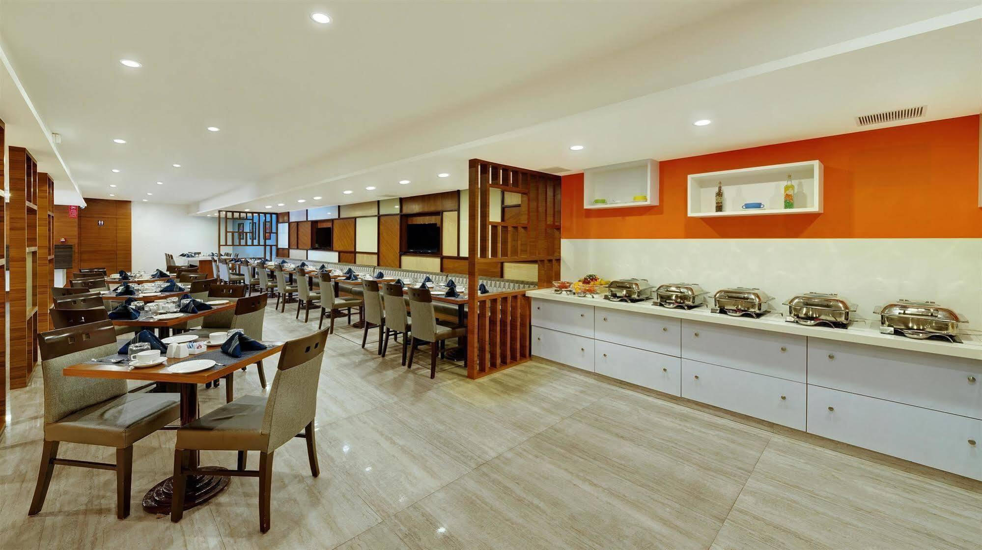 Best Western Alkapuri, Vadodara Exterior photo