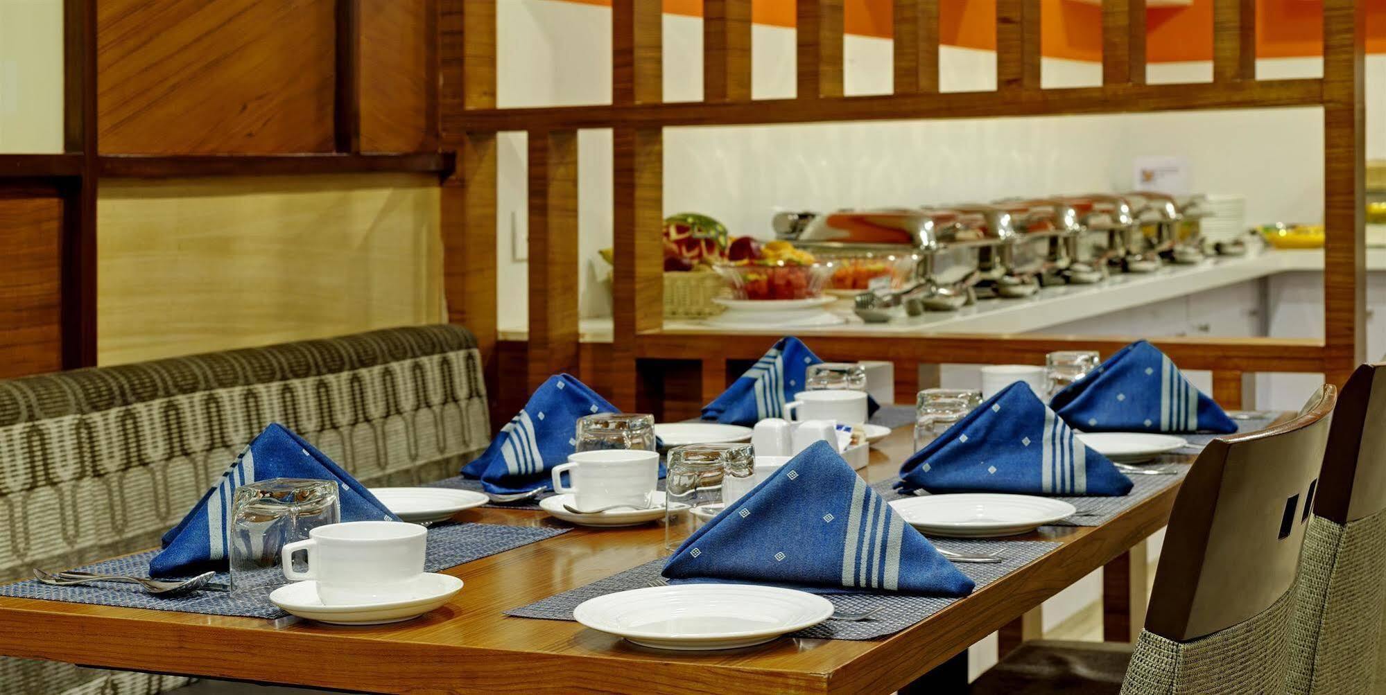 Best Western Alkapuri, Vadodara Exterior photo