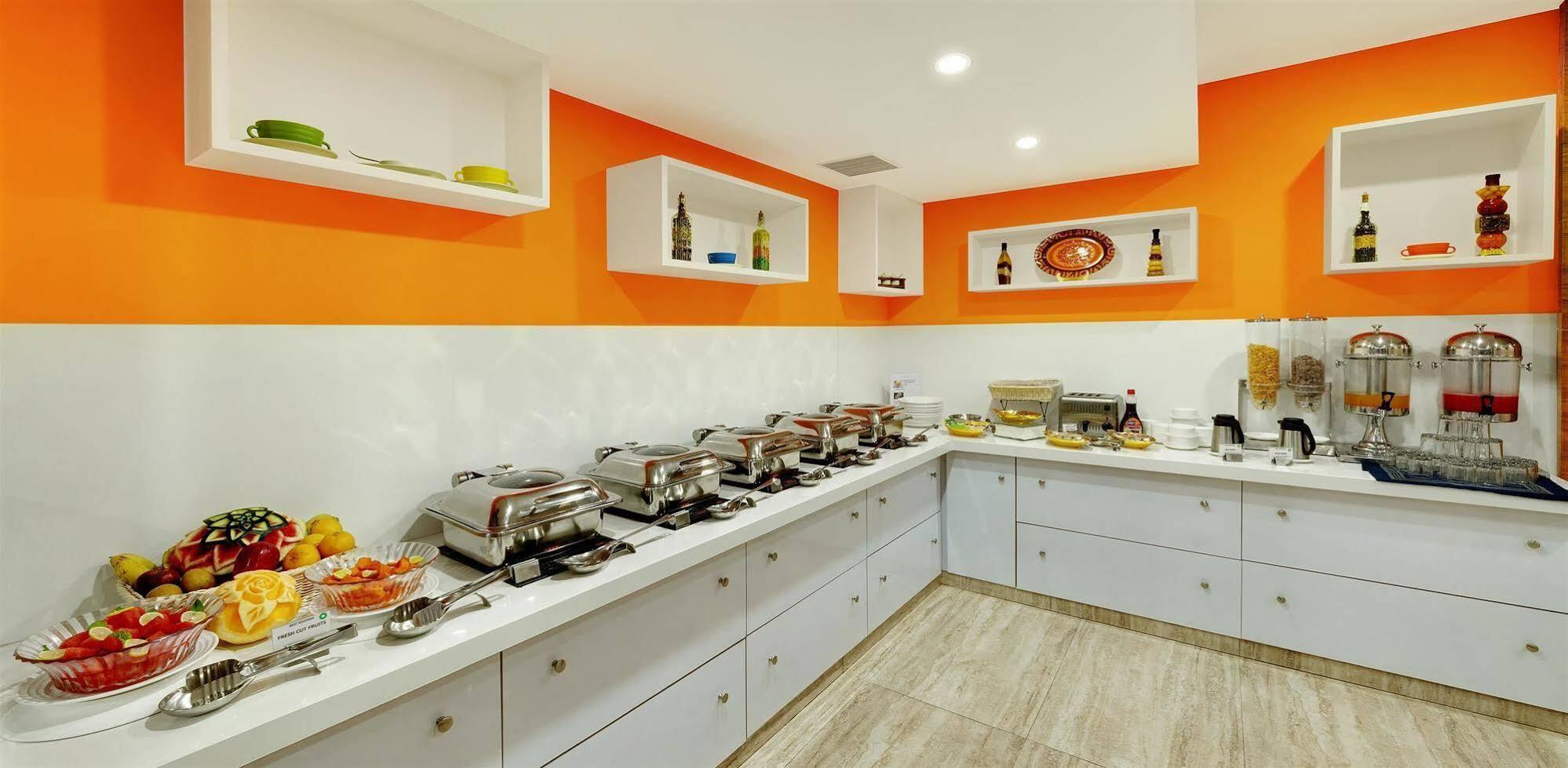 Best Western Alkapuri, Vadodara Exterior photo